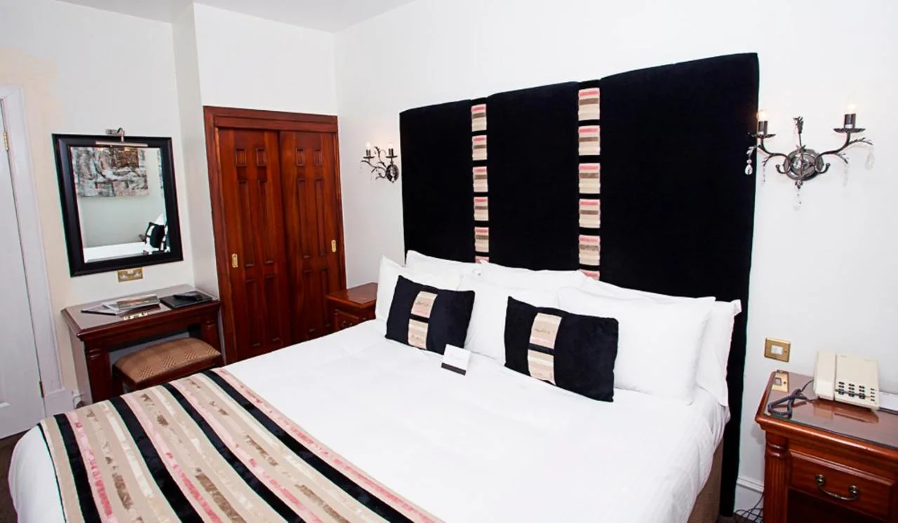 Double Superior Guest Room